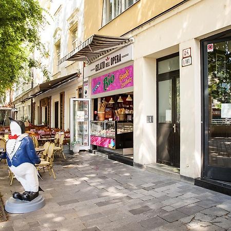 Aplend City Hviezdoslavovo Namestie Μπρατισλάβα Εξωτερικό φωτογραφία